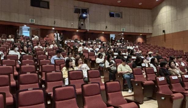 임산부의 날 기념 뮤지컬 진행 사진