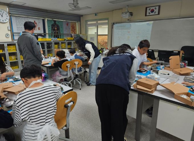 사회공헌 네트워크와 함께 우도 봉사 동참