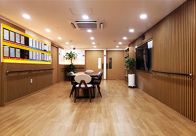 안심돌봄가정 조성(공사 후 중앙 공용거실)