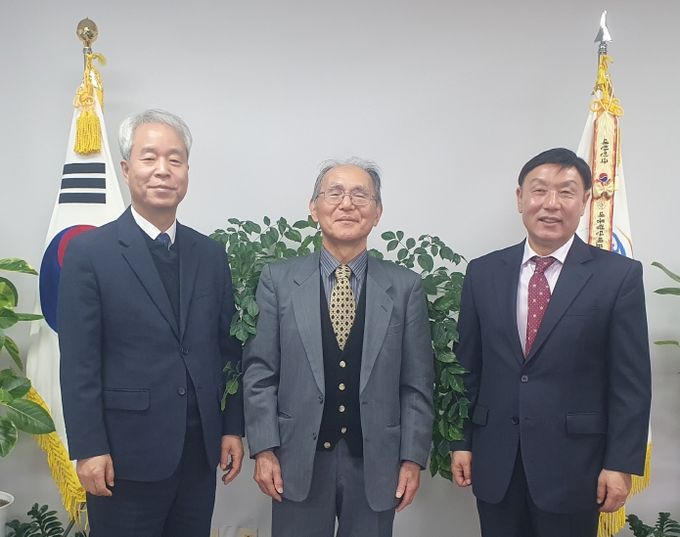 충남역사문화연구원 일본인 수집가, 한국문화유산 41점 충남에 무상 기증
