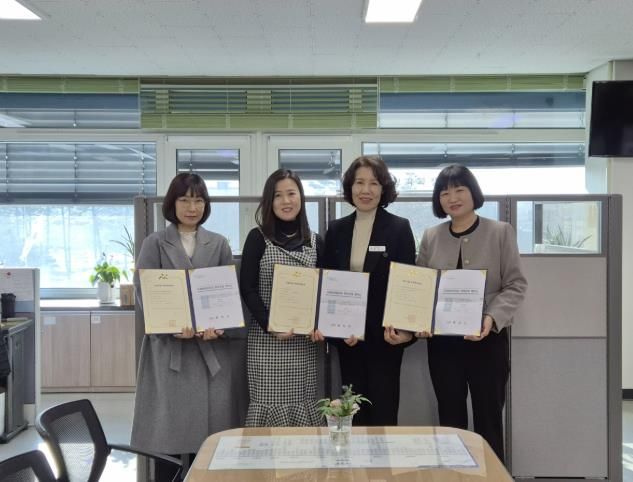 아산시는 17일 국공립어린이집 3개소와 위수탁 협약을 체결하고 있다.