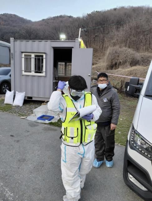 17일 중대재해 예방을 위해 현장을 점검하고 있다