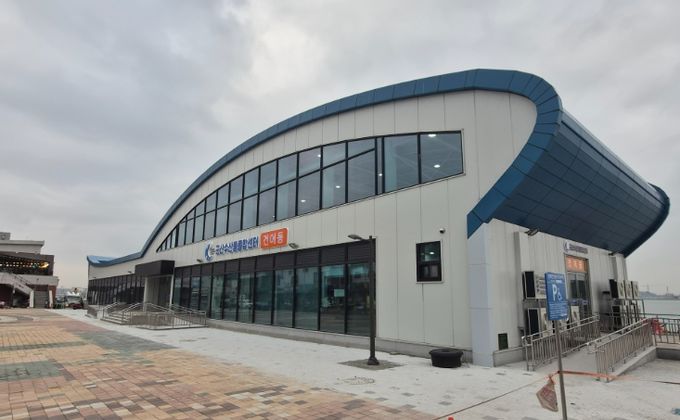 군산 수산물종합센터 건어 매장