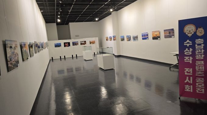수상작전시회 현장