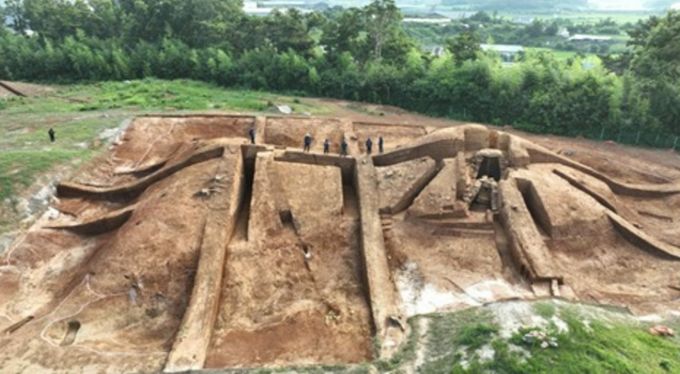 평 마산리 표산 고분군 전경