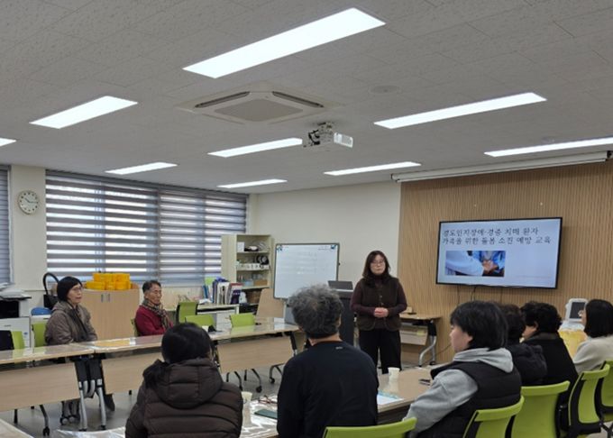 남양주보건소 치매안심센터, 치매환자 가족대상 우울예방교육 성황리 마쳐